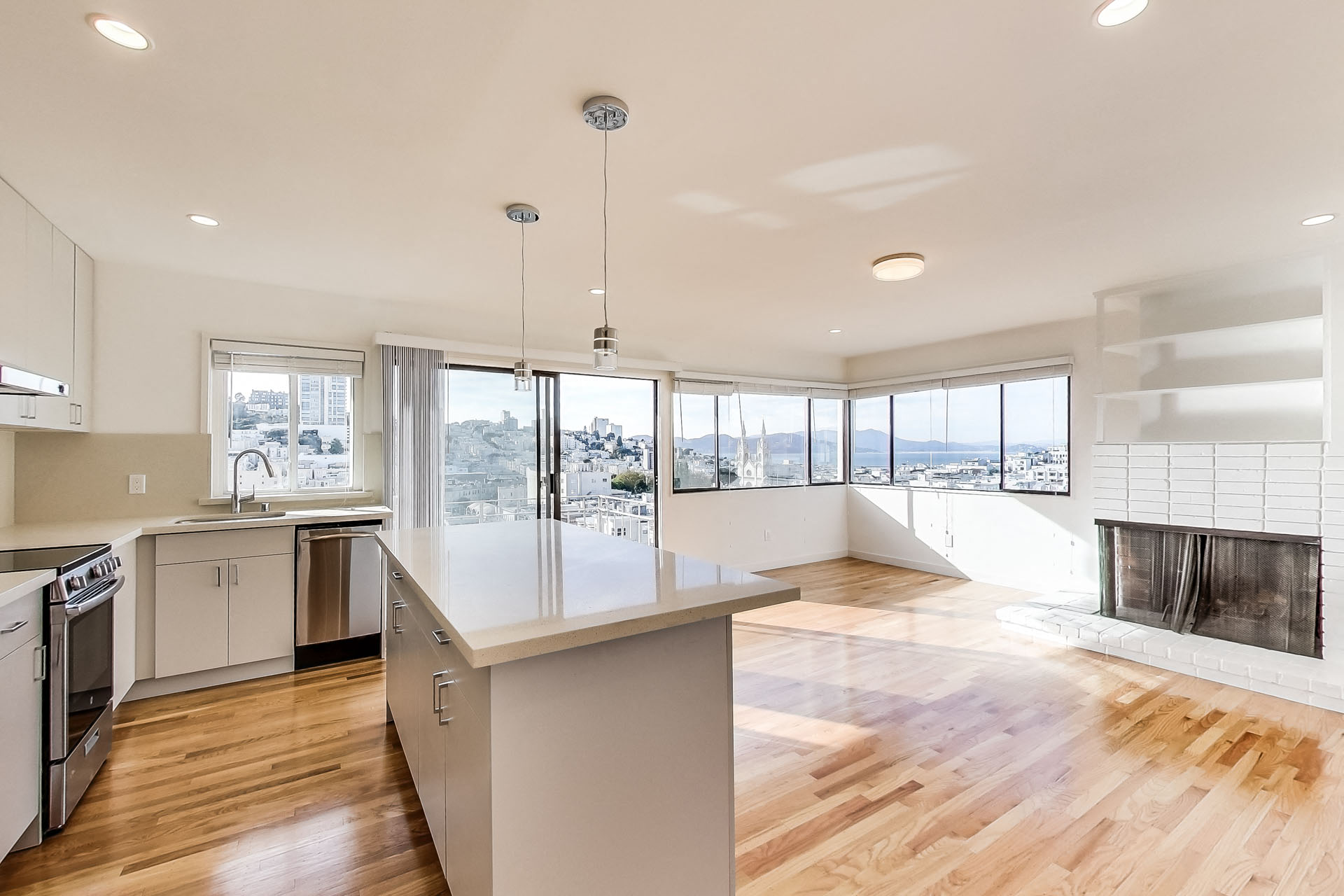 20 SAN ANTONIO Apartments photo 3